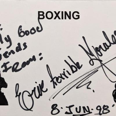 Boxer Érik El Terrible Morales signed note