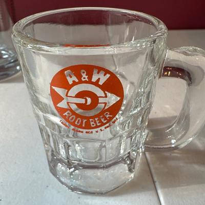 Fish bone china tea cup