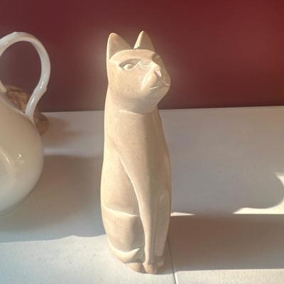 Cats and jars
