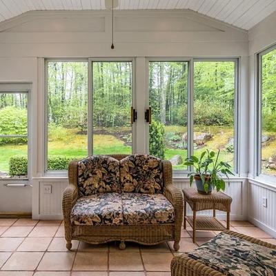 All weather porch/patio furniture, 5 piece!