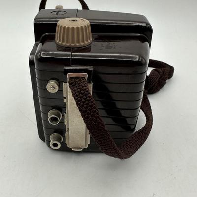 Sale Photo Thumbnail #248: Untested.  2 cameras, 1 box and 2 manuals included in lot.