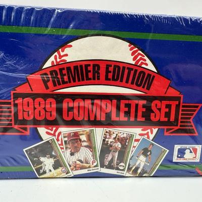 Sale Photo Thumbnail #264: Inside is Ken Griffey Jr.'s Rookie card plus 799 other cards.

1989 was the first year of the upper deck sets.