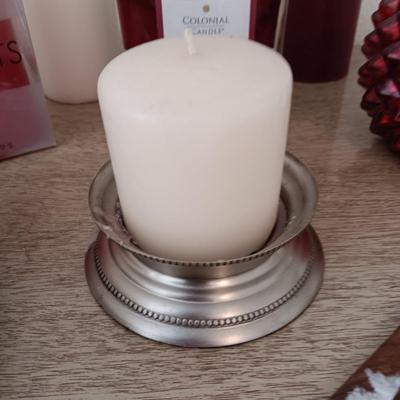 AN ASSORTMENT OF CANDLES