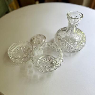 Four beautiful heavy crystal pieces