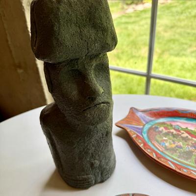 Four cool pieces from around the world including Easter Island statue
