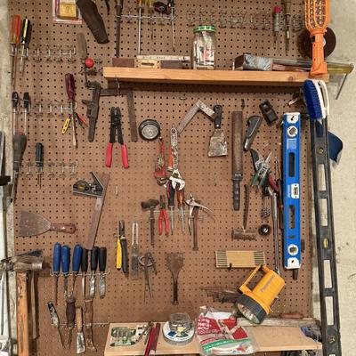 Large lot of tools, includes all shown