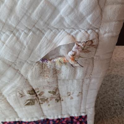 HANDMADE HAND STITCHED QUILT