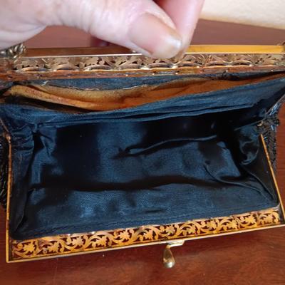 MARHILL CIGARETTE HOLDER AND BEADED PURSE
