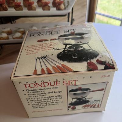 New three tray server and fondue set