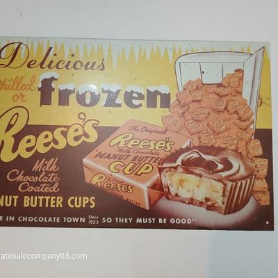Reese’s Vintage-Style Metal Advertising Sign – “Delicious Chilled or Frozen”