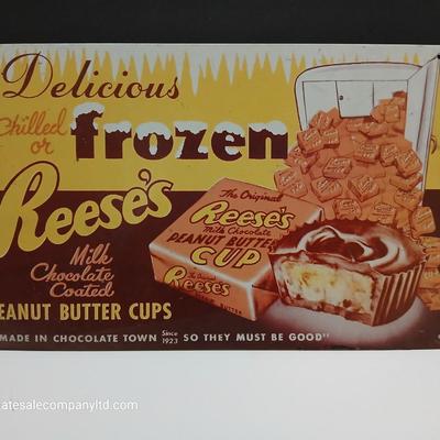Reese’s Vintage-Style Metal Advertising Sign – “Delicious Chilled or Frozen”