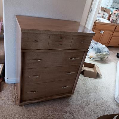 MAINLINE 4 DRAWER CHEST