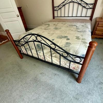 Full size metal and wood bed