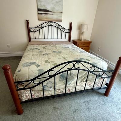 Full size metal and wood bed