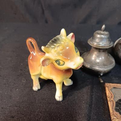 SMALL COLLECTIBLES