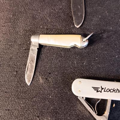 POCKET KNIVES