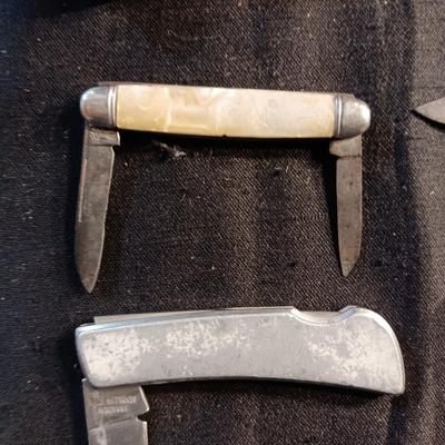 POCKET KNIVES