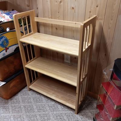 3 TIER FOLDING SHELF AND ADJUSTABLE LIGHT