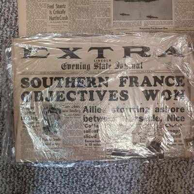 1941 & 1942 NEWSPAPER HEADLINES REGARDING WWII