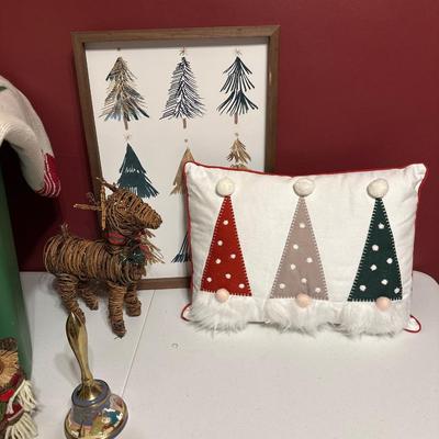 Christmas decor and bin