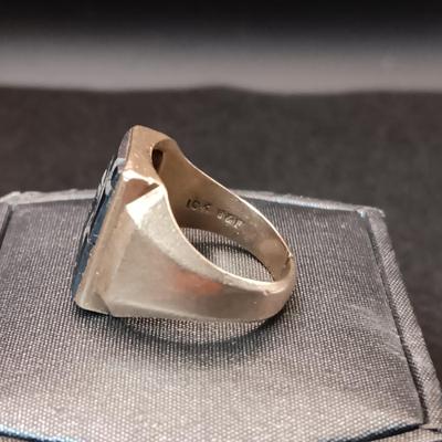 MEN'S 10K GOLD RING WITH ROMAN SOLDIER 9.70g SIZE 8