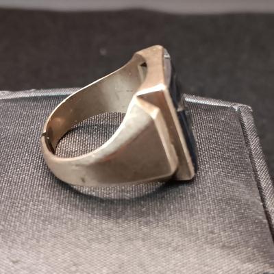 MEN'S 10K GOLD RING WITH ROMAN SOLDIER 9.70g SIZE 8
