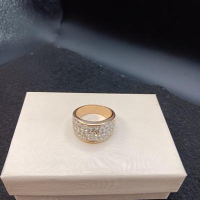 14K GOLD RING 9.00g SIZE 7 1/2