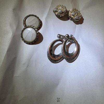 Clip On earrings