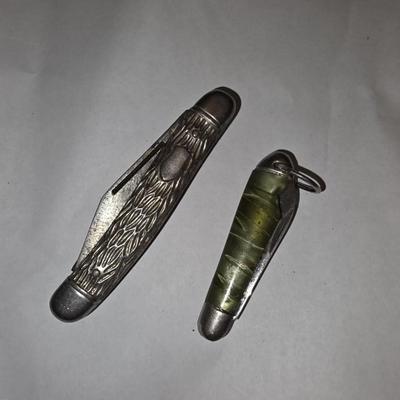 Small stabby things