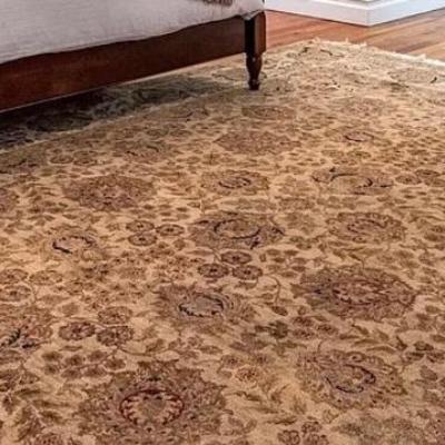 Large Kaoud oriental rug in beautiful beiges.