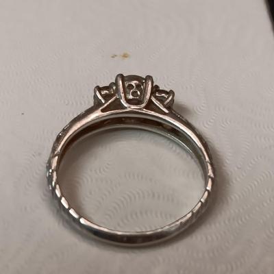 STERLING SILVER RING WITH CZ AND BLUE TOPAZ STONES 3.34g SIZE 9 1/2