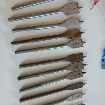 Mixed Tool Lot – Spade Bits, Multimeter, Utility Knife & More