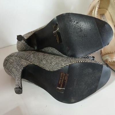 Lot of 3 Women’s Heels – Size Varies