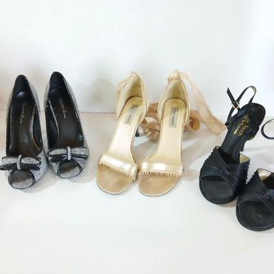 Lot of 3 Women’s Heels – Size Varies