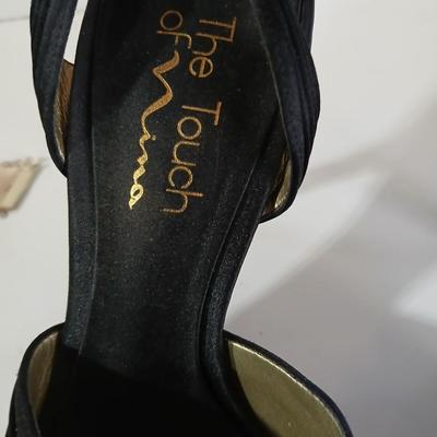 Lot of 3 Women’s Heels – Size Varies
