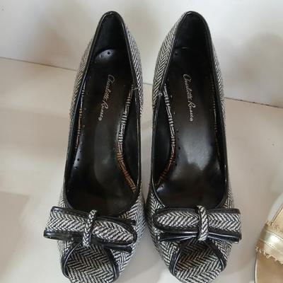Lot of 3 Women’s Heels – Size Varies