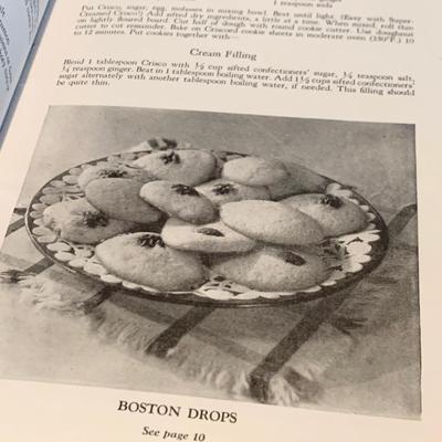 Vintage Advertising Cookbooks Lot