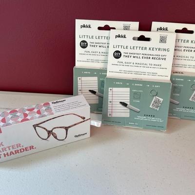 Make a fun Keychain and glasses