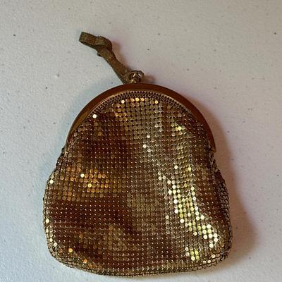 Whiting and Davis coin purse