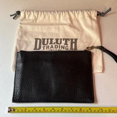 Duluth trading clutch