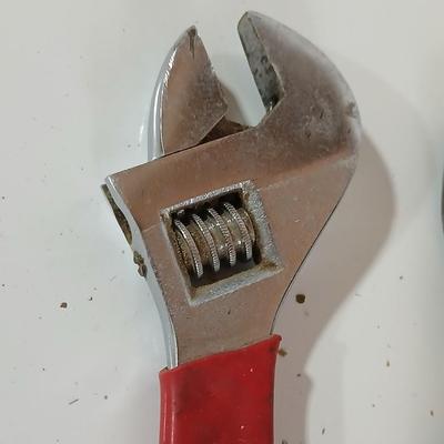 Craftsman 3/4 HP Jigsaw + Pliers & Adjustable Wrench Lot