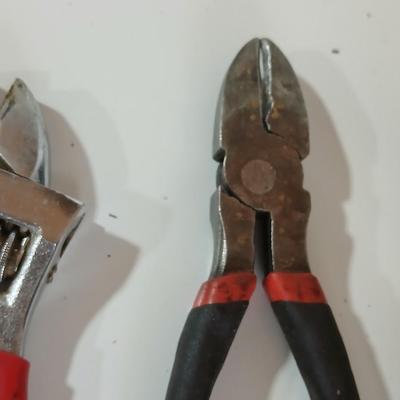 Craftsman 3/4 HP Jigsaw + Pliers & Adjustable Wrench Lot
