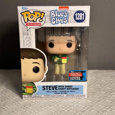 Blue's Clues Funko Pop - Steve with Handy Dandy Notebook #1281 - Funko Exclusive 2022 Limited Edition