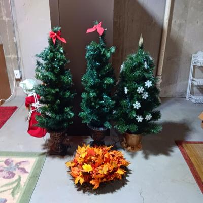 43 INCH LIT CHRISTMAS TREES