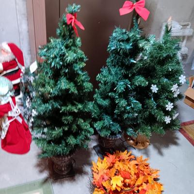 43 INCH LIT CHRISTMAS TREES