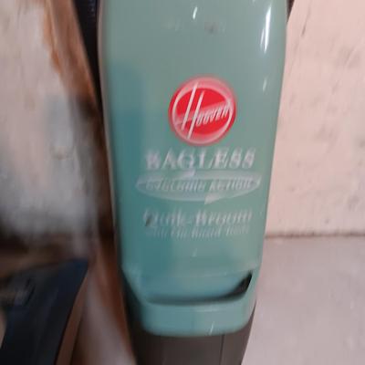 HOOVER CARPET CLEANER AND HOOVER QUIK BROOM