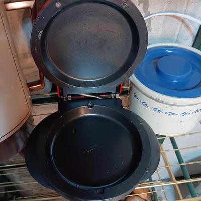 COFFEE URN WITH SPIGOT, XPRESS SANDWICH MAKER AND A SMALLER DIP CROCK POT