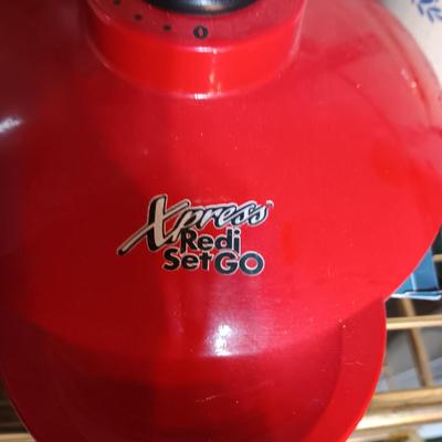 COFFEE URN WITH SPIGOT, XPRESS SANDWICH MAKER AND A SMALLER DIP CROCK POT