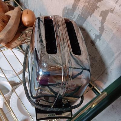 MIKASA DINNERWARE FOR 4, WOODEN FRUIT AND A 2 SLICE TOASTER