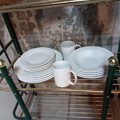 MIKASA DINNERWARE FOR 4, WOODEN FRUIT AND A 2 SLICE TOASTER